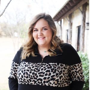 Meet your Posher, Abigail